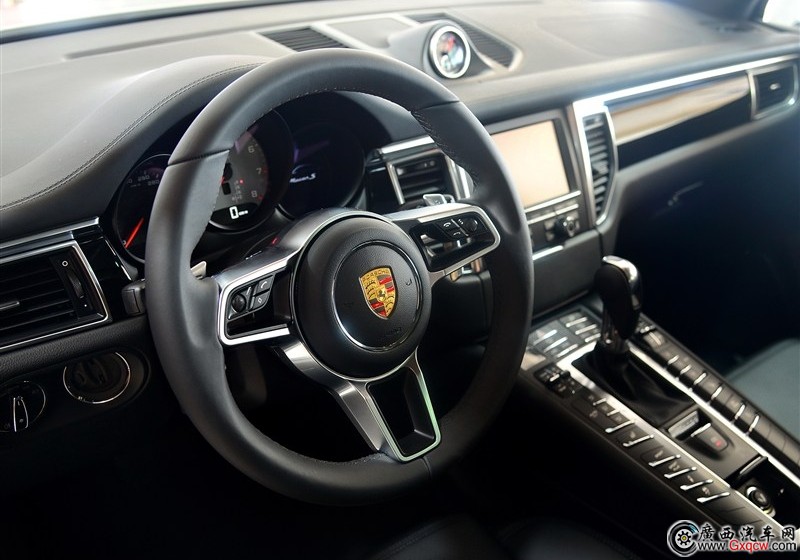Macan܇(ch) (ni)D