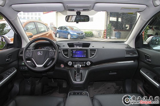 2015款CR-V2.4L自動(dòng)四驅(qū)尊貴版