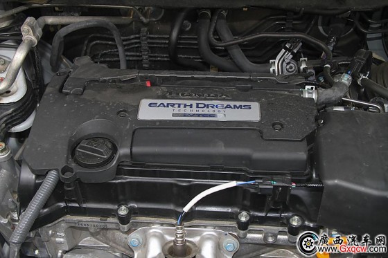 2015款CR-V2.4L自動(dòng)四驅(qū)尊貴版